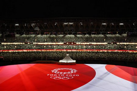 Без зрителей, но с императором. В Токио открываются Летние Олимпийские игры