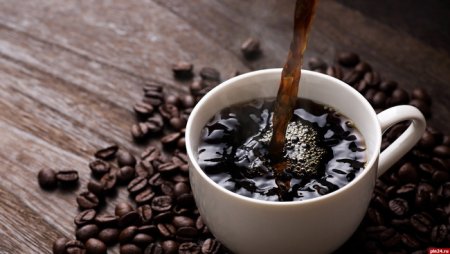 Диетологи рассказали, как правильно пить кофе