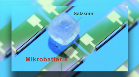 Создана рекордно маленькая батарейка размером с крупицу соли