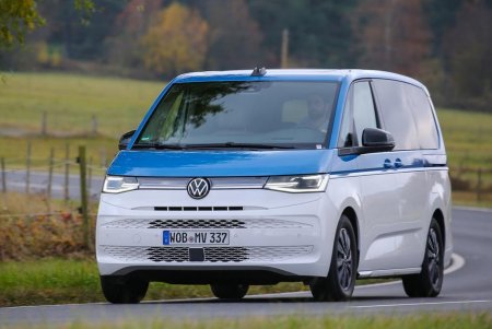 Volkswagen начал продажи нового Multivan T7 с дизелем 2.0