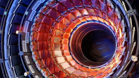 Большой адронный коллайдер побил собственный рекорд энергии
