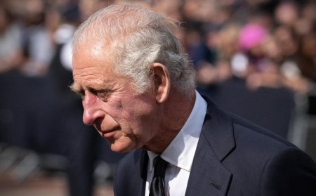 Сын Елизаветы II принц Чарльз официально стал королем Британии и главой Канады