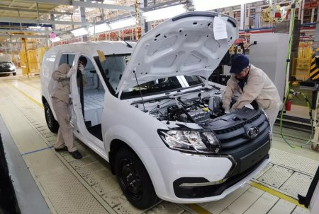 АвтоВАЗ перезапустил производство Lada Largus