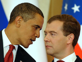 Обама отменил приватные переговоры с Медведевым