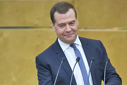 Медведев разрешил называть себя Димоном