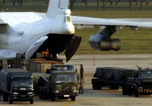 Экипаж задержанного в Таиланде Ил-76 позвал на помощь президента Казахстана