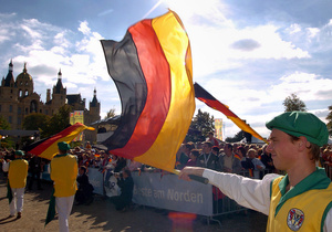 Немцы отмечают 21-ю годовщину объединения Германии