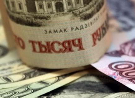 Станислав Богданкевич: девальвация белорусского рубля ускорится