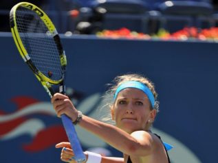 Азаренко досрочно вышла в полуфинал итогового турнира WTA