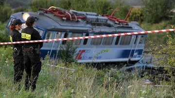 Поезд, сошедший с рельсов в Польше, превысил скорость, сообщают СМИ