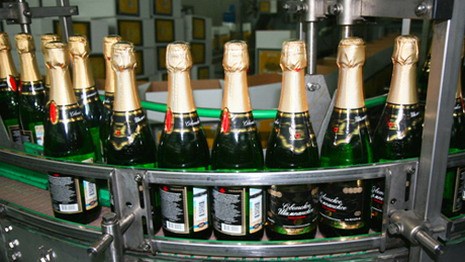 В Беларуси перестают выпускать Советское шампанское