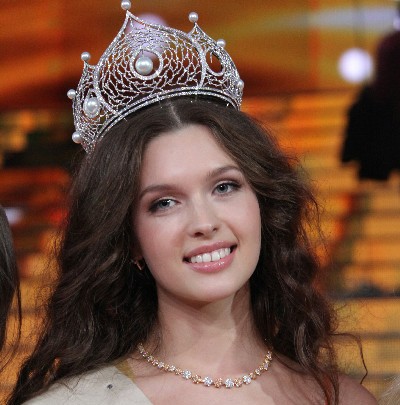 Победительницей конкурса «Мисс Россия-2012» стала  студентка из Смоленской области