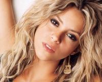 35-летняя певица Шакира родила в Барселоне сына