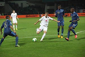 Беларусь проиграла Франции в отборочном матче чемпионата мира-2014