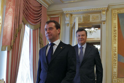 Медведев признал Януковича легитимным президентом с ничтожным авторитетом