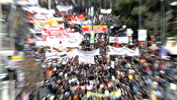 В Афинах прошла многотысячная демонстрация