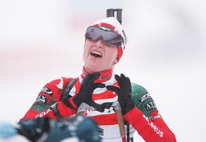 Домрачева заняла третье место в гонке в Антхольце