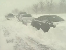 Американский город Кордова полностью завалило снегом