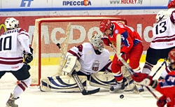 Белорусская юниорская хоккейная сборная проиграла канадцам со счетом 3:11