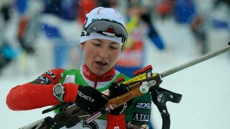 Домрачева выиграла гонку преследования в Ханты-Мансийске