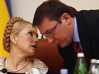 Луценко и Тимошенко объединили свои партии