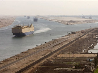 Египет подумает над допуском иранских кораблей в Суэцкий канал