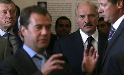 Лукашенко поздравил Медведева с днем рождения тайно