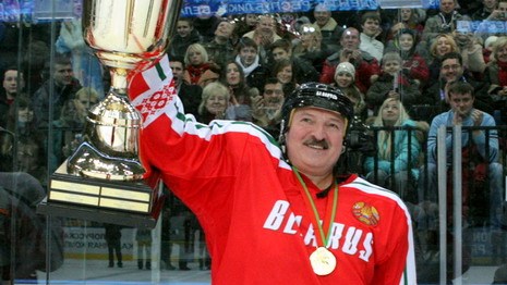Лукашенко: Беларусь заслужила чемпионат мира по хоккею