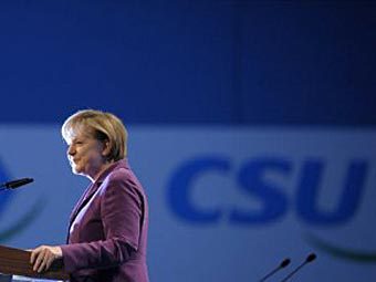 Партия Меркель выступила за выход стран-должников из еврозоны