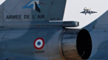 ВВС Франции уничтожили пять ливийских самолетов и два вертолета