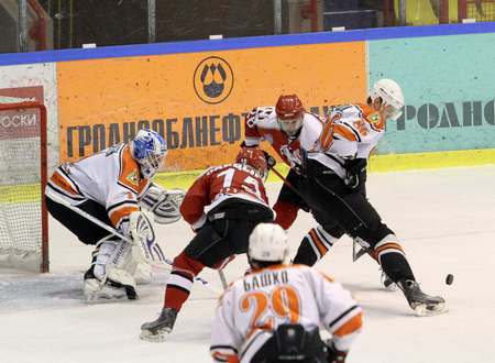 «Шахтер» и «Неман» захватили лидерство в полуфинальных сериях чемпионата Беларуси по хоккею
