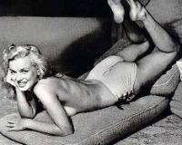 «Playboy» опубликует фото голой Мэрилин Монро