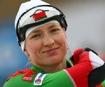 Дарья Домрачева выиграла спринт на этапе Кубка мира в Холменколлене