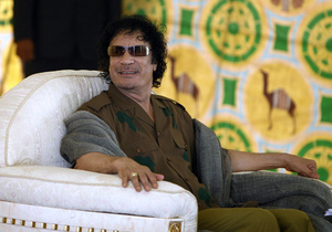 МИД Франции: Каддафи готовит свой уход