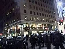 В Канаде полицейские разогнали демонстрацию студентов