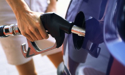 «Белнефтехим» вновь повысил цены на бензин