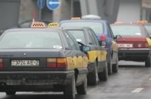 «Бунта» таксистов не будет: тариф на такси поднимается с 25 января