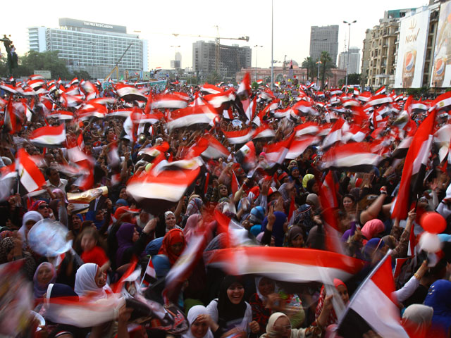 Египтяне «отпраздновали» инаугурацию президента групповыми изнасилованиями на площади Тахрир (Видео)