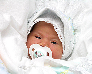 В Беларуси с 1 октября увеличивается размер пособия в связи с рождением ребенка