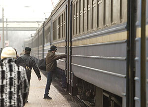 В Беларуси с 1 апреля  подорожает проезд в поездах и на пригородных автубусах
