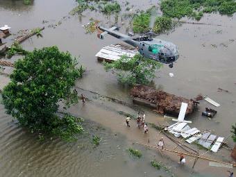 Жертвами наводнений в Индии стали более 80 человек