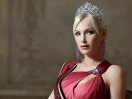 На конкурсе красоты «Миссис Земной шар» впервые победила россиянка