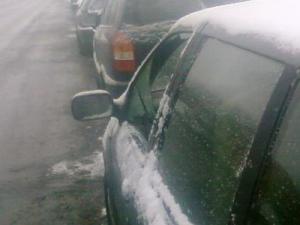 В Минске машина Горремавтодора выбила стекла в 30 автомобилях