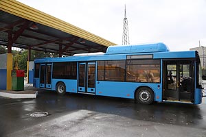 МАЗ выпустил первый автобус на газовом топливе