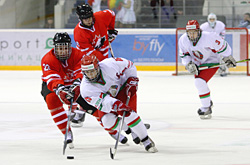 Беларусь проиграла США в заключительном матче предварительного этапа юниорского чемпионата мира по хоккею