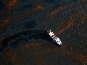В глубине вод Мексиканского залива нашли скопление нефти, способное убить все живое