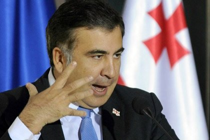 Саакашвили отложил обращение к нации из-за акции протеста
