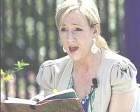 Британская сказочница Джоан Роулинг написала первую книжку для взрослых