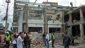 Жертвами двух терактов в Колумбии стали 17 человек
