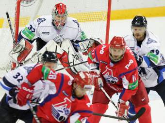 Возрожденный Локомотив победил в первом матче в ВХЛ